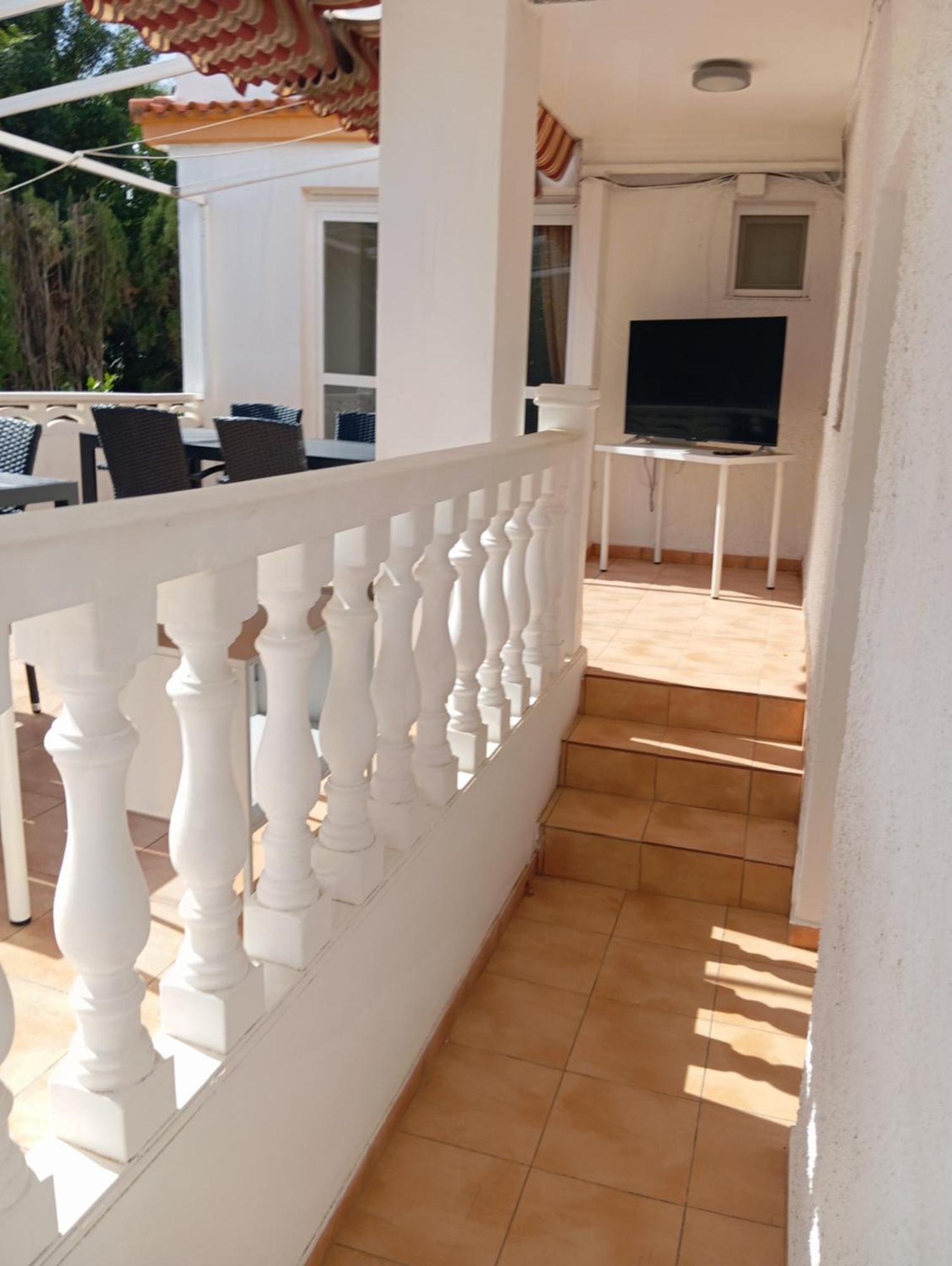 Villa Benucia Family Guest House La Nucía Eksteriør billede